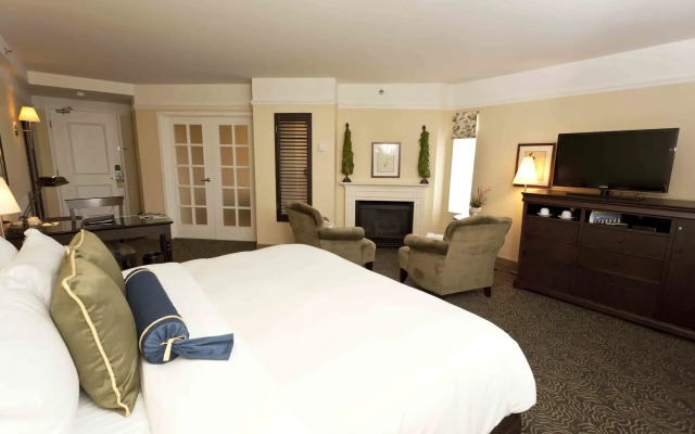 Le St-Martin Hotel & Suites Laval