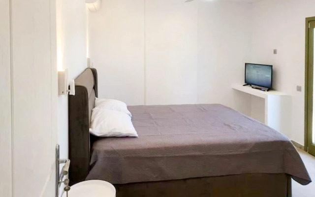 Ampelas Nostalgia Gem - Seaview Getaway in Paros