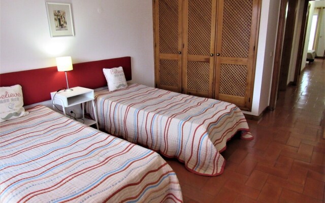 Albufeira 2 Rooms Central Large Apart, Pool, Wifi