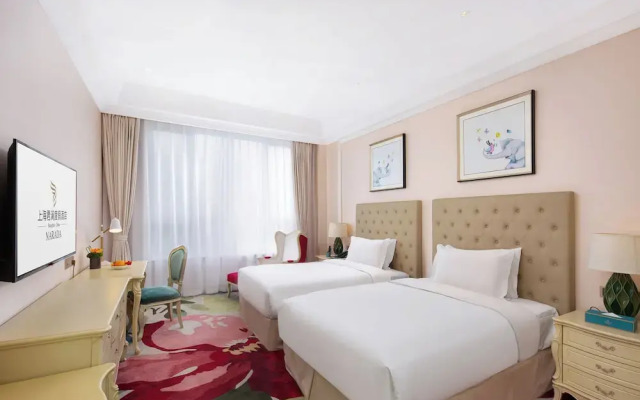 NARADA RESORT SHANGHAI  HOTEL Disney Store