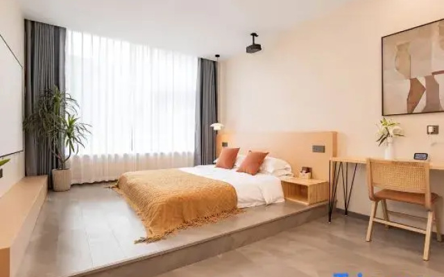 Lily Smart Hotel (Hefei Binhu Zhuyuan Subway Station)