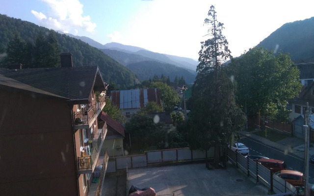 FreeDOM Guesthouse
