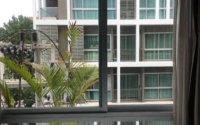 The Gallery Condo - D41 by Axiom