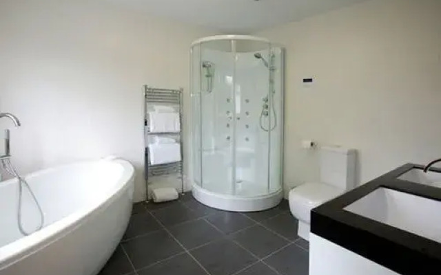 Tower House Hotel