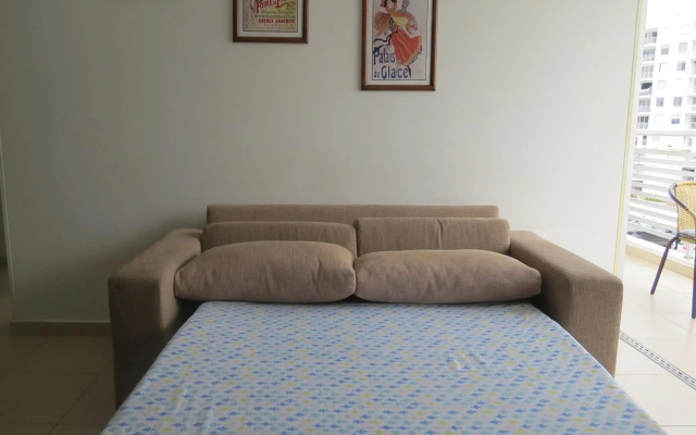 Precioso apartamento con piscina y wifi