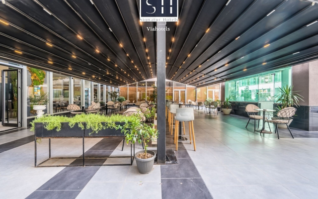 Signature BM Hotel Durres & Beach