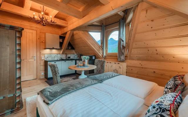 Rich Witch Villa&SPA