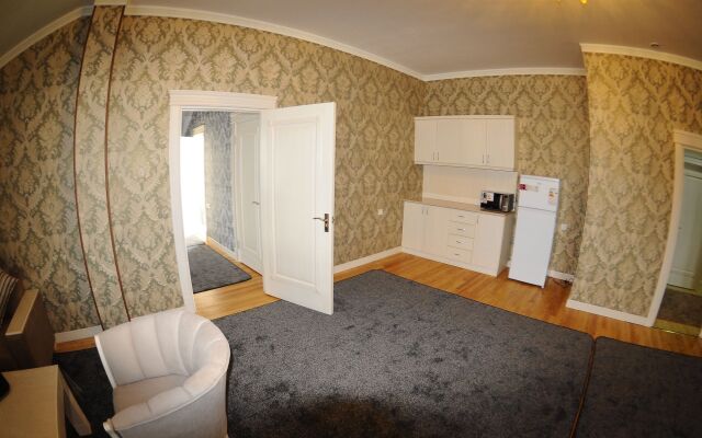 Afrosiyob (Афросиоб)