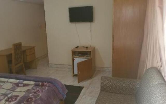Residence J Hotel