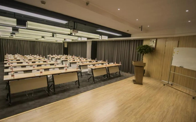 Handan Mingzhu Hotel (Congtai Park Handan Road)