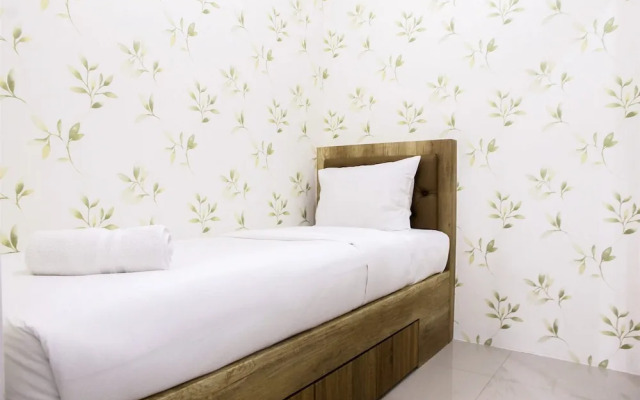 Simple 2BR Green Pramuka Apartment