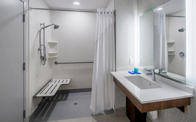 Holiday Inn Express Hotel & Suites Airdrie-Calgary North by IHG