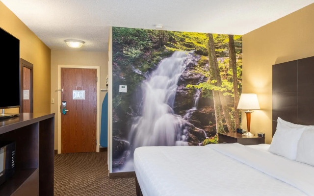 Clarion Pointe Harrisonburg