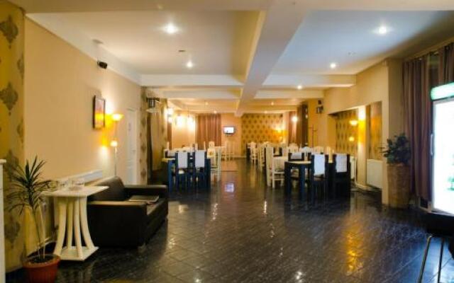 Pensiunea Happy Inn