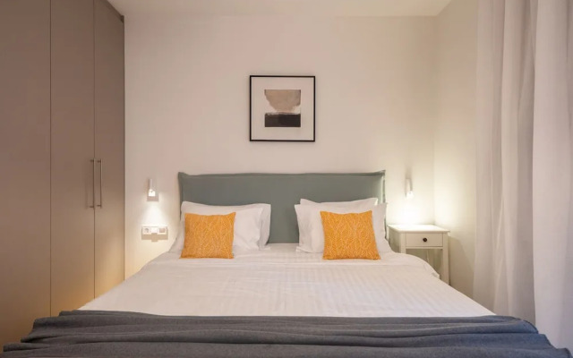 LIV Athinum 1 - Luxury Apartment 4C