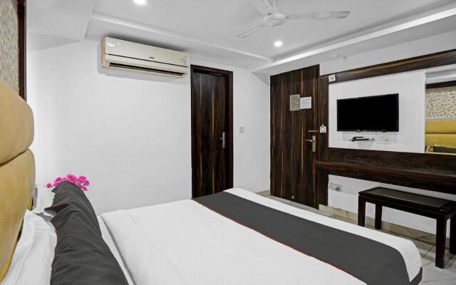 Capital O 88320 Hotel Grand Stays