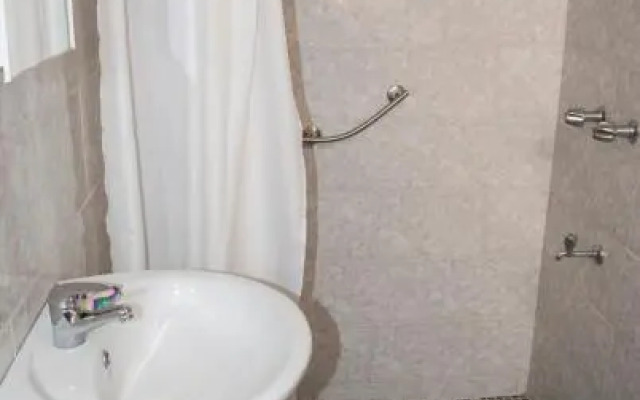 Pedro Zerquera Street Rooms