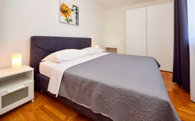Apartment Mare Ammoudi 30631