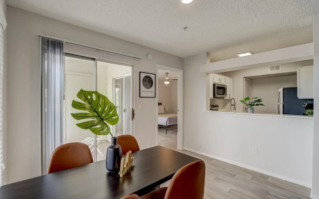 FRONTDESK Jade Scottsdale Apts Central Scottsdale