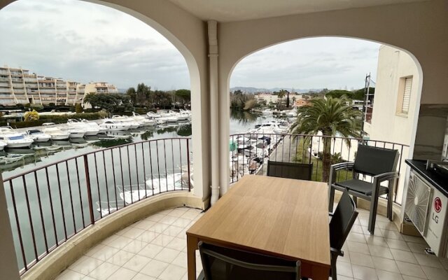 Studio moderne - Port de Mandelieu - Proche Mer -