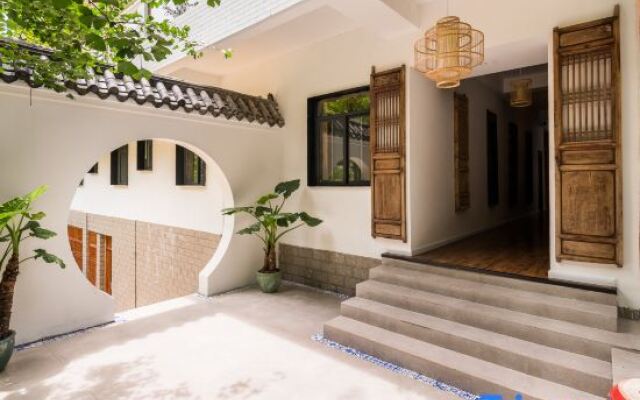 Yunyin Qingcheng Hot Spring Resort Hotel