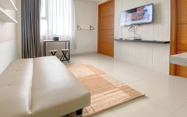 Spacious 1Br With Extra Room At Dago Suites Apartment