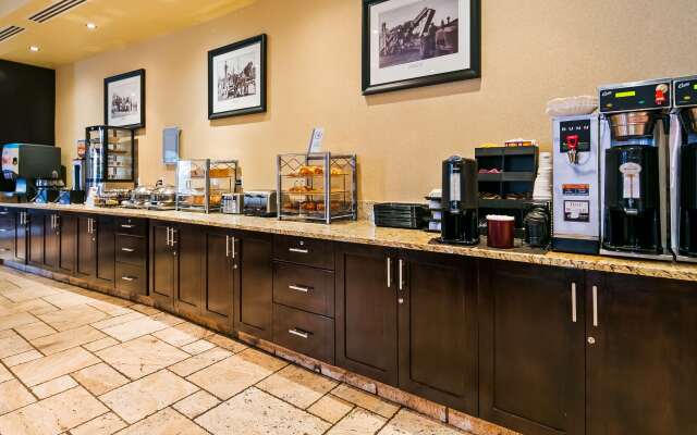 Best Western Sunrise Inn & Suites