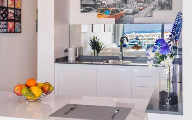 Modern Frontline Puerto Banus Apartment M2