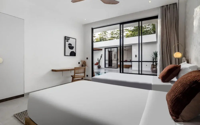 Apricot House by Alfred in Bali