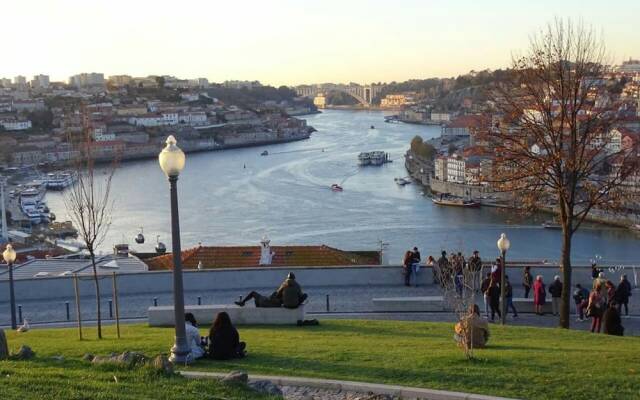 Oporto Explorers