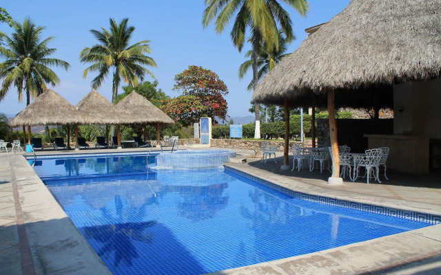 Villas del Palmar Manzanillo with Beach Club