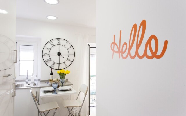 ALTIDO Trendy chic studio in Alfama, 4mins to Santo Estêvão Belvedere viewpoint