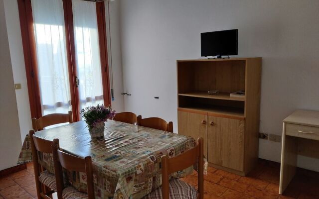 Comfy Flat Near the Beach