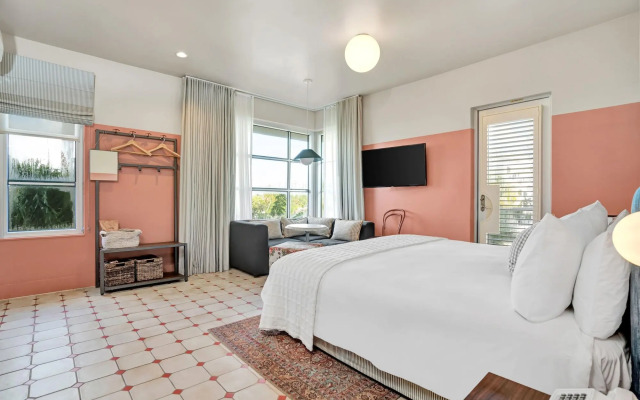 Hotel Trouvail Miami Beach
