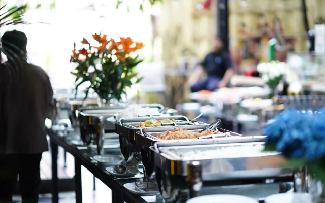 Letana Hotel Samuprakarn