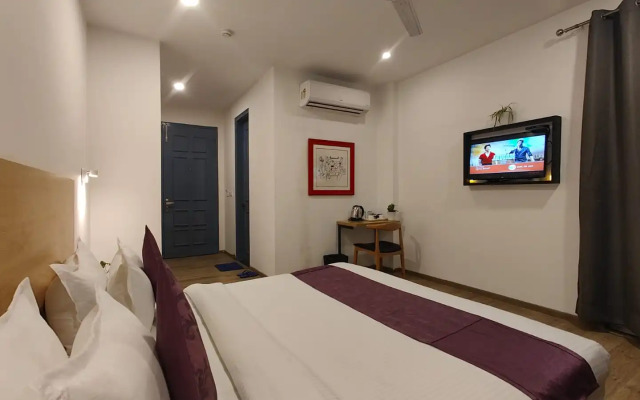 Mavens White Artemis Hospital Road Gurgaon
