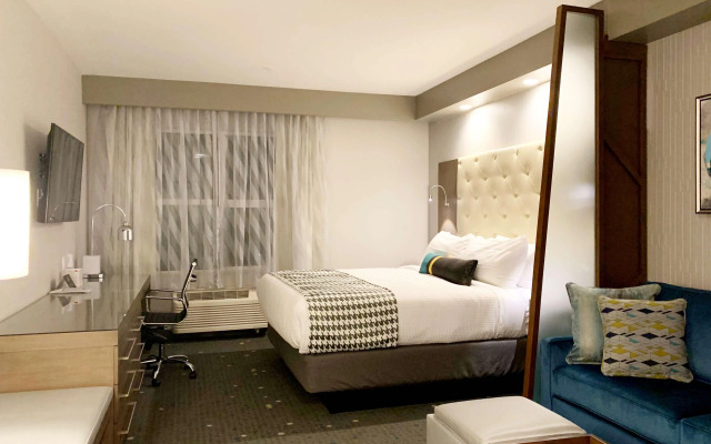 Best Western Premier Hotel at Fisher's Landing