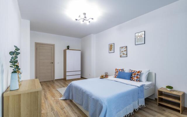 Лайт Апартаменты на улице 8 Марта 202/3