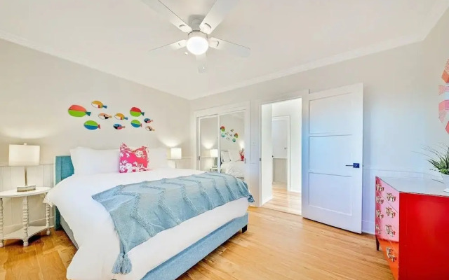 1185 Tamarack 4 Bedroom Home by RedAwning