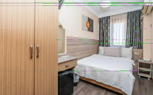 Grand Rei̇s Hotel