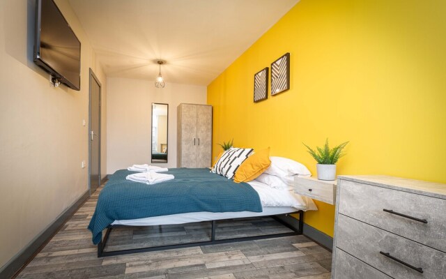 Oak Suite - Talbot Road - Blackpool - Spacious
