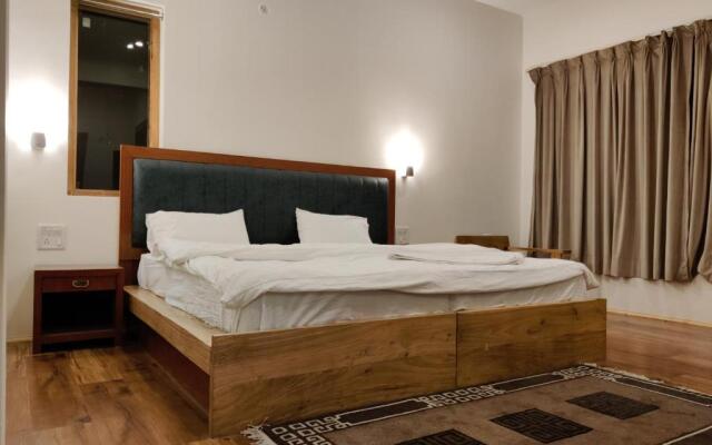Rock Castle Residency