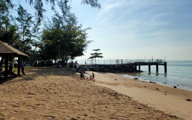 D'Wharf Hotel & Serviced Residence