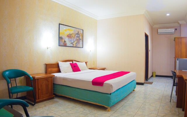 RedDoorz Plus @ Hotel Pantai Timor
