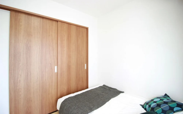 Saint Paulia Osaka Castle