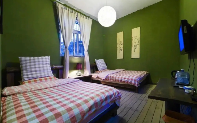 Dali Heshi Guoqiu Inn