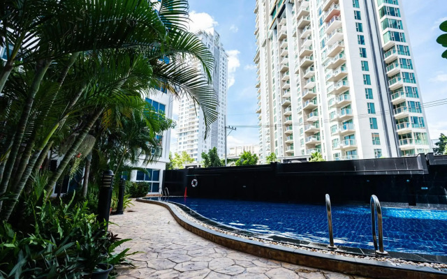 Nam Talay Condo by GrandisVillas