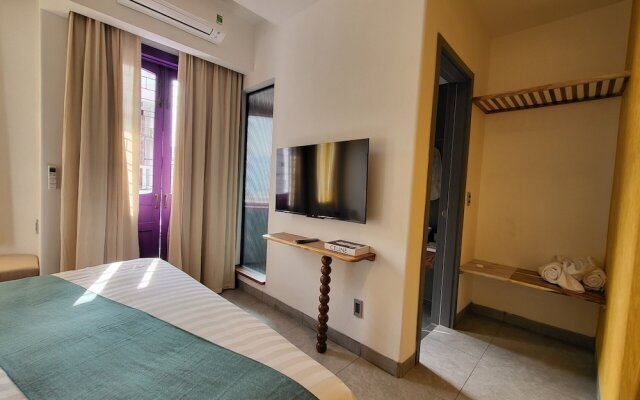 Santori Villa My Khe Beach