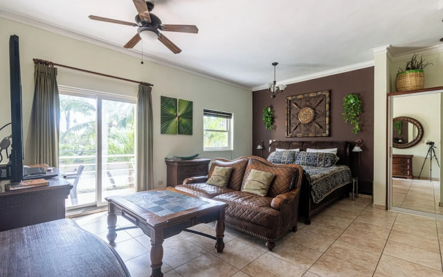 Garden Studio, Ocean Dream