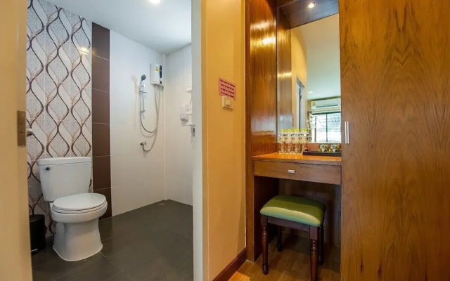 The Lodge BKK Hostel
